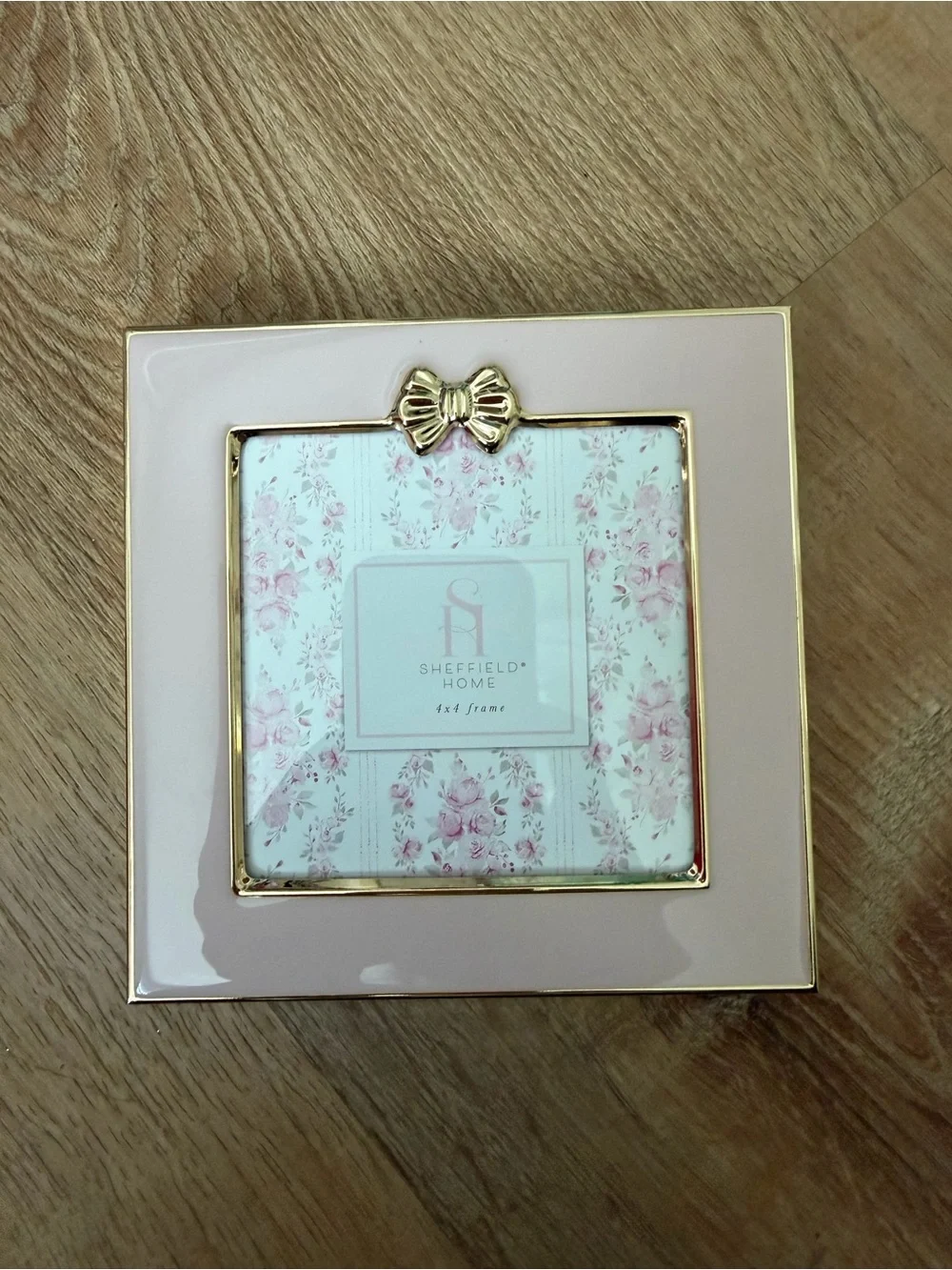 Pink Bow Accent 4x4 Picture Frame